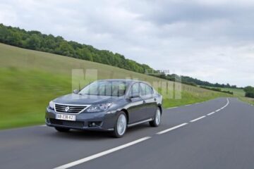 Renault Latitude