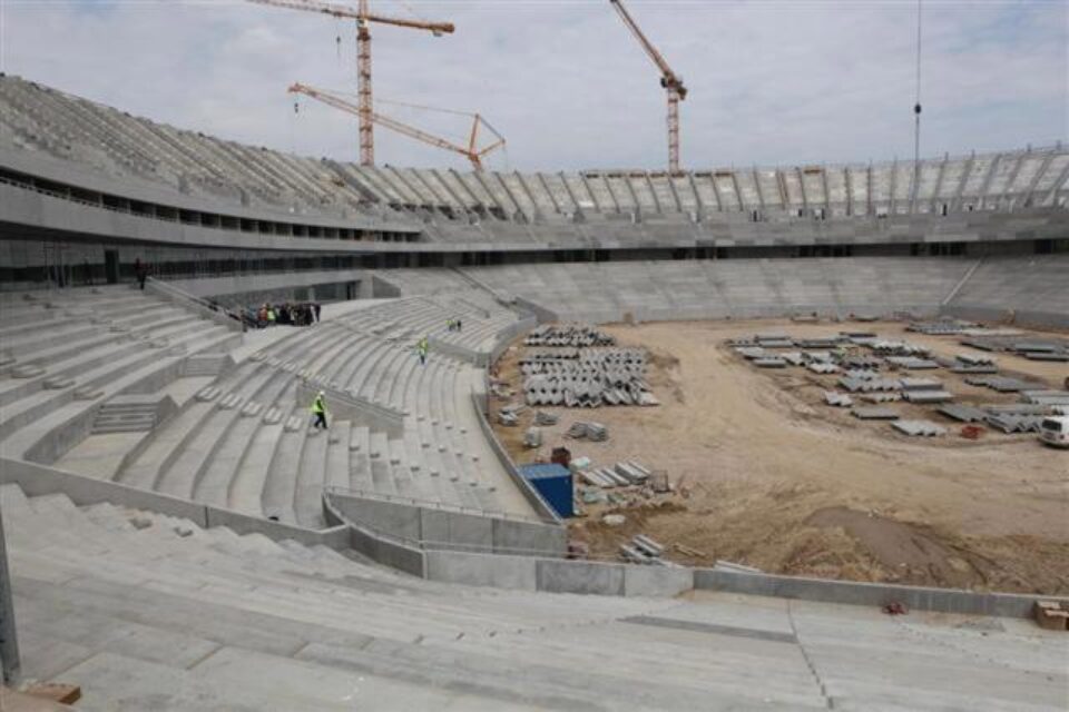 Noul stadion național ar trebui inaugurat pe 10 august