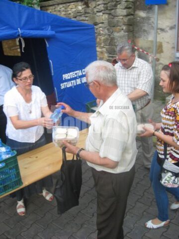 Ion Lungu și soția sa au împărțit 6.000 de sarmale