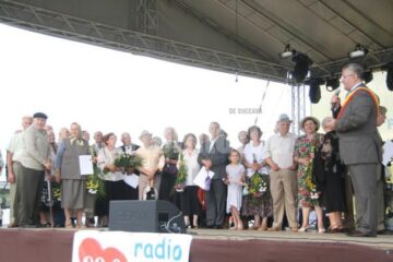 Ion Lungu a premiat 20 de cupluri care au împlinit 50 de ani de la căsătorie
