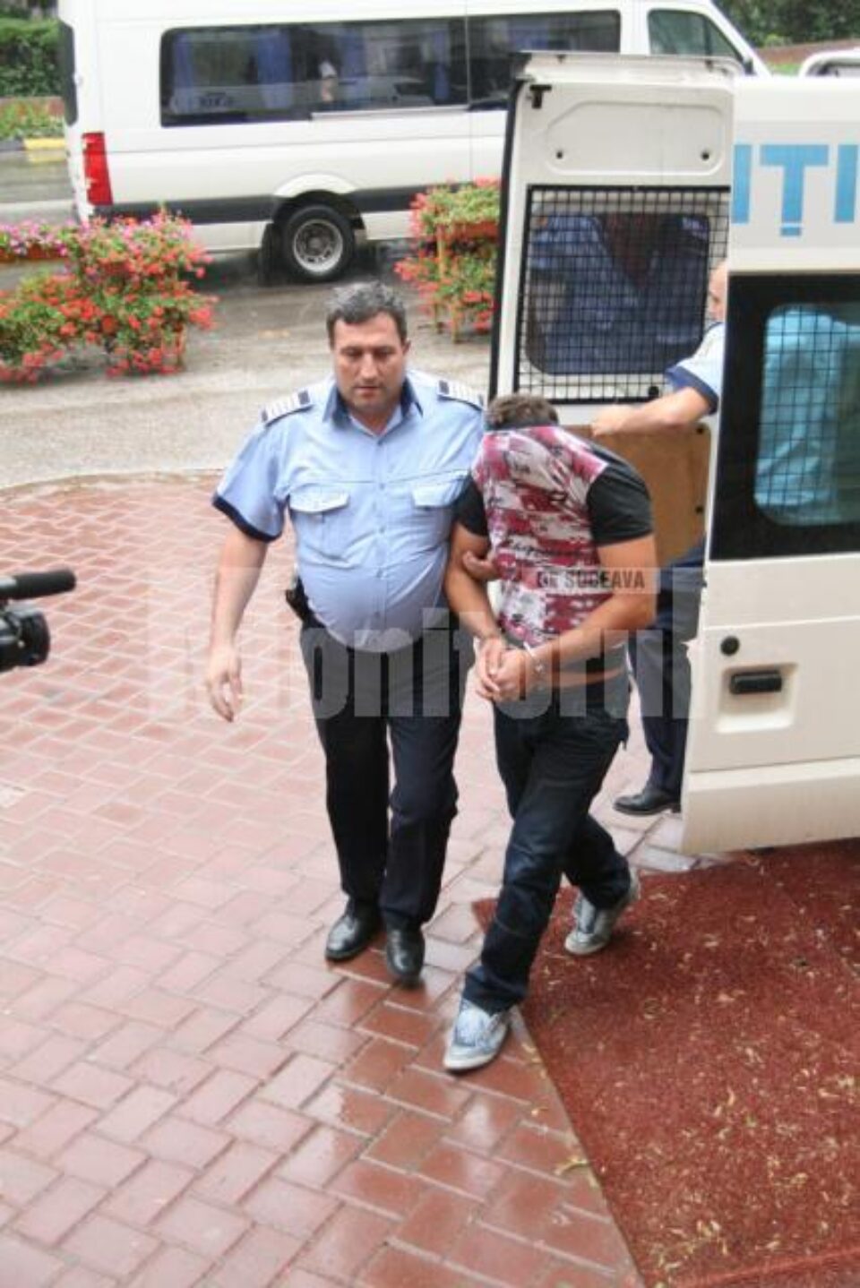 Adrian Fundăcescu, adus ieri la amiază la Curtea de Apel Suceava