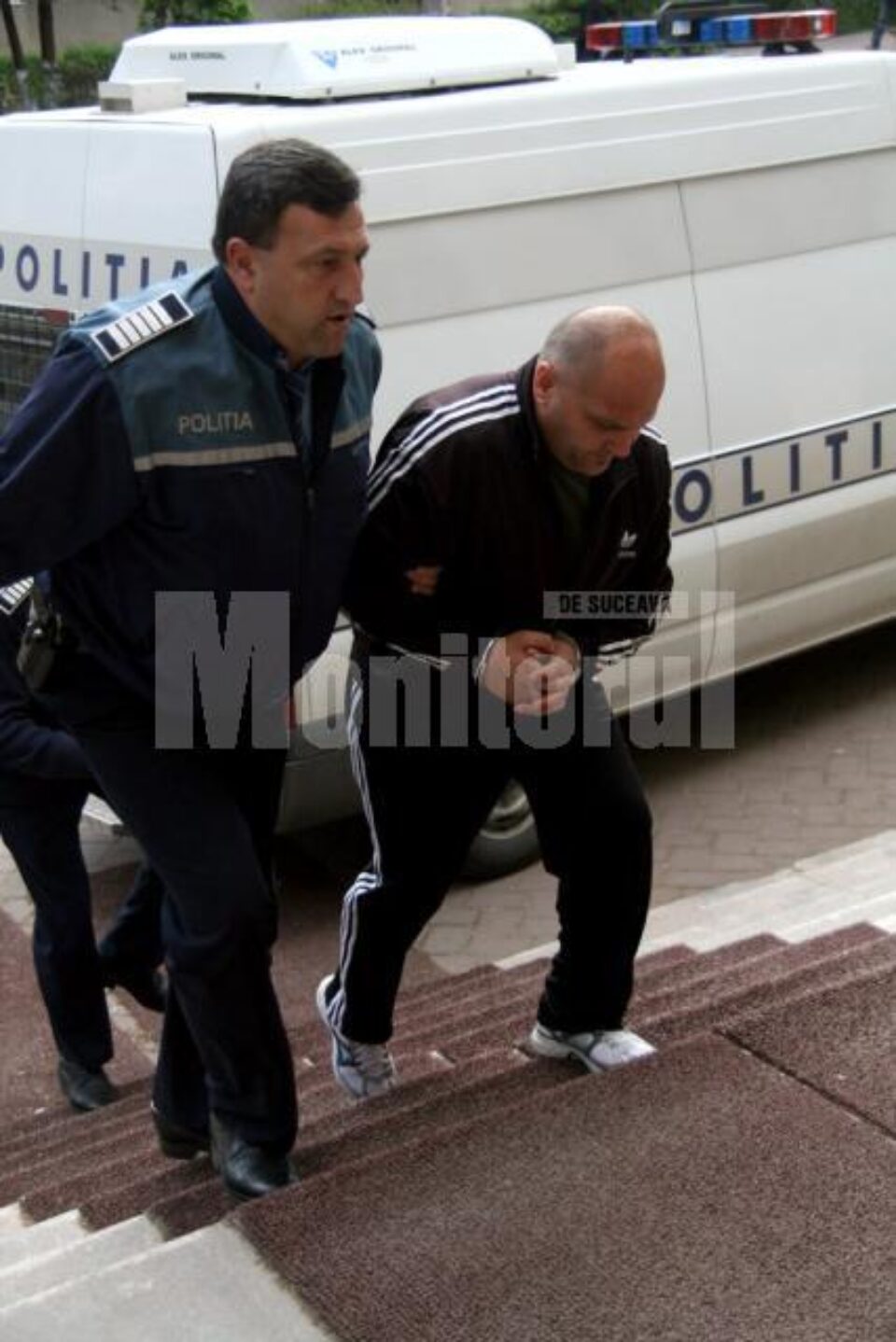 Dorel Silviu Bîrgăuan este acuzat de proxenetism, trafic de minori și trafic de persoane