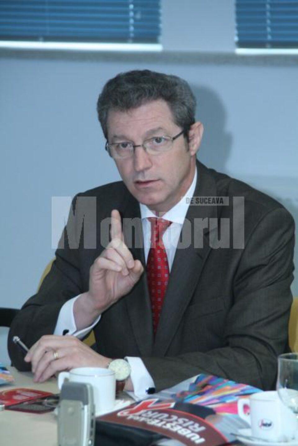 Dr. Adrian Streinu-Cercel: „Un individ care începe să consume etnobotanice, după trei luni de zile are 10 la sută din creier ars” Dr. Adrian Streinu-Cercel: „Un individ care începe să consume etnobotanice, după trei luni de zile are 10 la sută din creier ars”