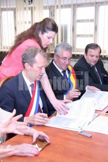 Semnarea parteneriatului Suceava - Laval