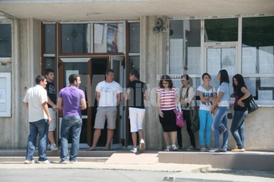 Mai bine de 65% dintre absolvenții ale căror note au fost modificate după recorectare au obținut note mai mici decât cele inițiale