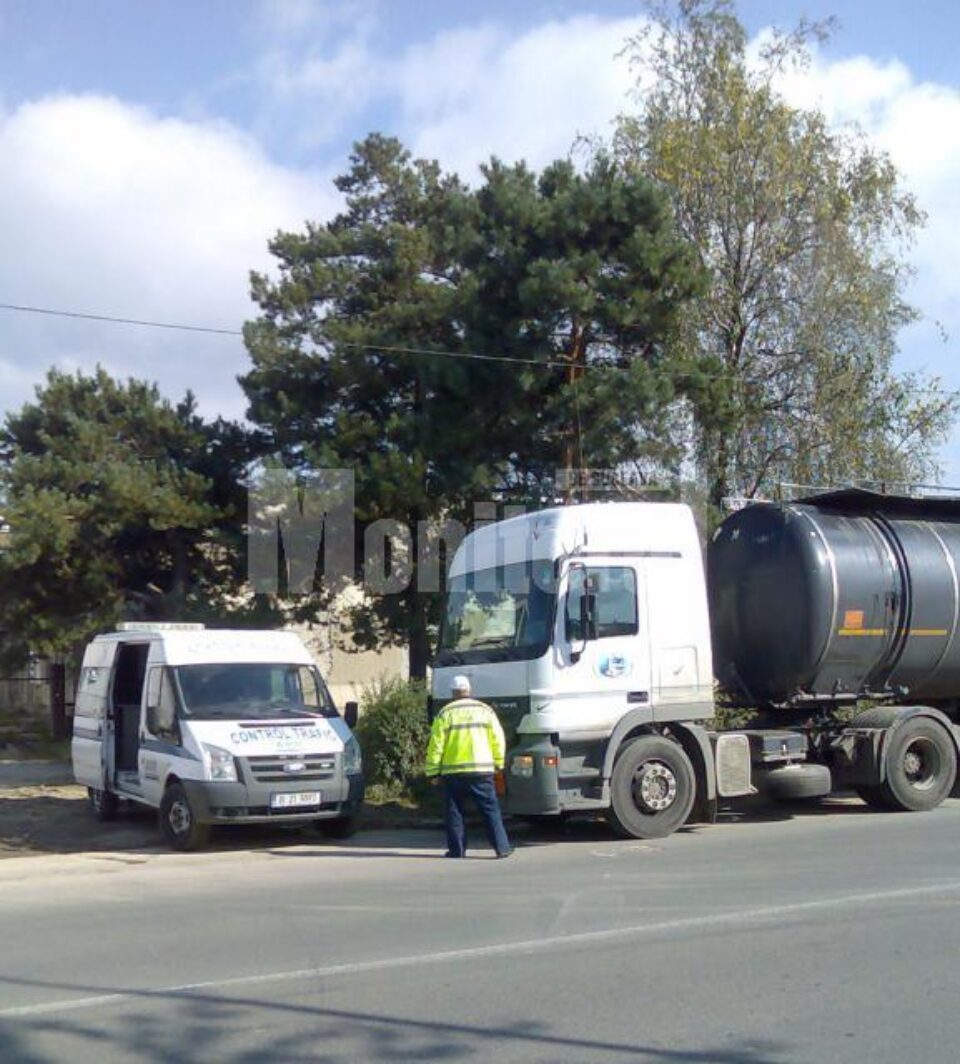 Control în trafic al inspectorilor Autorității Rutiere Române (ARR), agenția Suceava