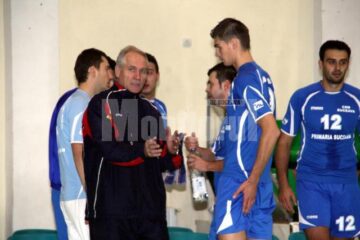 Antrenorul Victor Pancu, pe vremea când îi oferea indicații lui Bogdan Olteanu