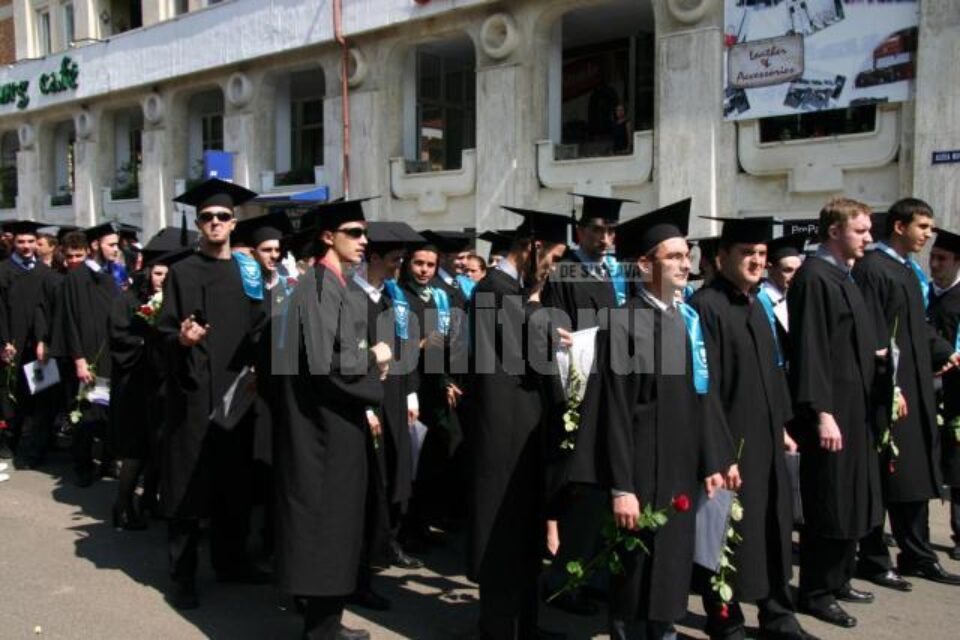 Marș inedit al absolvenților de la Facultatea de Inginerie Electrică și Știința Calculatoarelor