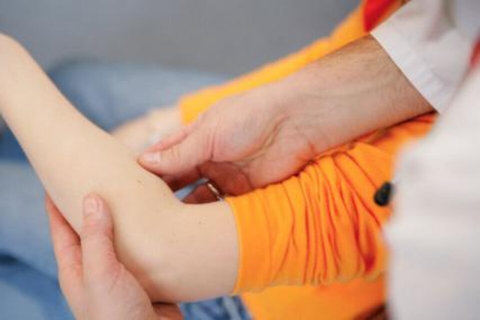 Persoanele suferind de alergii de contact prezintă riscuri considerabil mai mici de a se îmbolnăvi de cancer. Foto: CORBIS