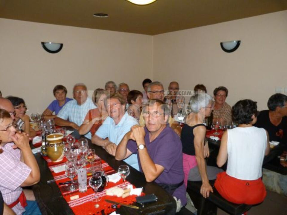 Cei 20 de turiști francezi sunt membri ai unui club de drumeții