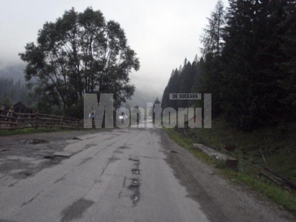 DN 18, un adevărat coșmar pentru șoferi și o rușine în fața turiștilor care ajung în zonă