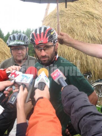 George Voroniuc este singurul ciclist care a parcurs tot traseu pe bicicletă