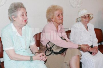 Galeria Oamenilor de Seamă ai Fălticeniului s-a îmbogățit cu trei doamne, reprezentante ale generației de aur a învățământului local