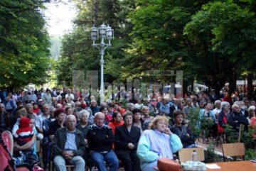 Festivalul Național al Ansamblurilor Folclorice ale Copiilor „Dorna, Plai de Joc și Cântec”