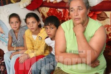 Orfani și săraci, dar demni