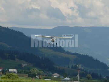 Spectacol în aer la aerodromul de la Floreni