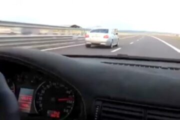 Peste 300 de kilometri la oră. Foto: Mediafax