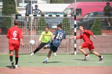 Railex Suceava, echipament roșu, a câștigat trofeul primei ediții