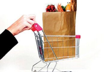 Proiectul prevede acordarea lunar, contra cost, dar la "prețul cel mai scăzut posibil", a unui pachet conținând alimente de bază