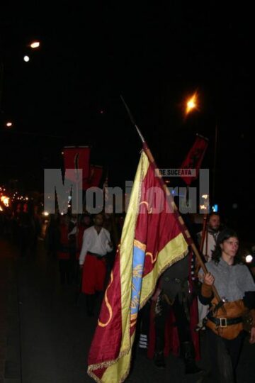 Parada cavalerilor pe străzile Sucevei
