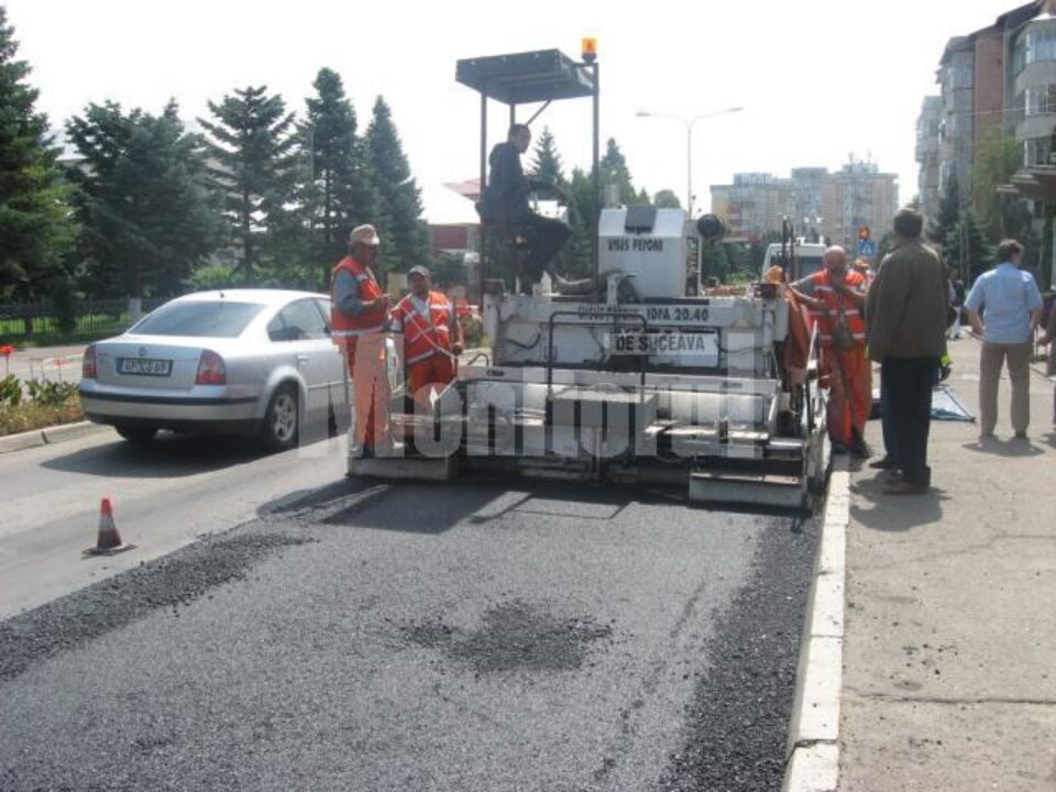O porțiune din drumul european 85 care trece prin centrul municipiului Fălticeni va fi asfaltată în totalitate