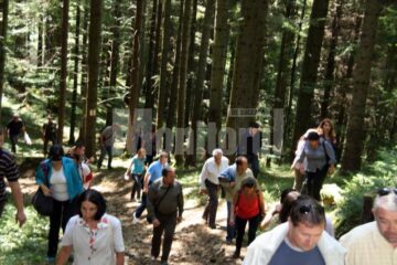 Șefii de instituții au parcurs pe jos un traseu de 4 kilometri
