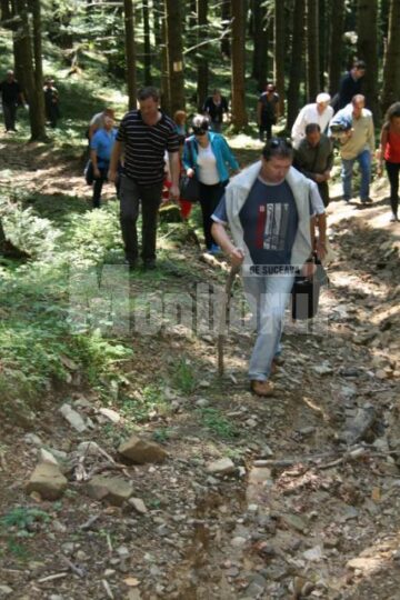 Șefii de instituții au parcurs pe jos un traseu de 4 kilometri
