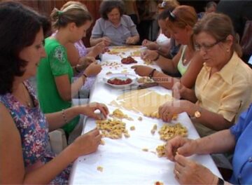 40 de urechiușe îndeplinesc o dorință