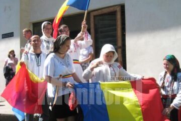 Tinerii au marcat împlinirea a 140 de ani de la Marea Serbare de la Putna din 1871
