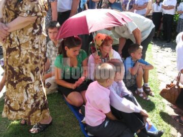 Credincioși din toată țara au participat ieri la hramul Mănăstirii Putna