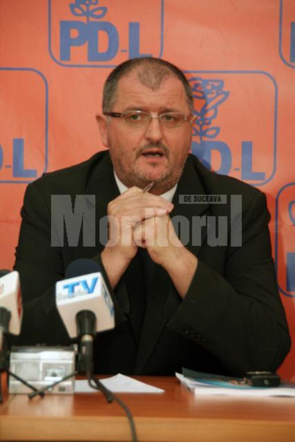Orest Onofrei: Ajungem la ceva la care nu credeam că voi ajunge în viața mea, și anume, să-i regret pe Adrian Năstase și Ion Iliescu