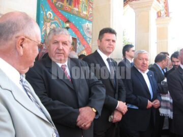 Politicieni PSD, prezenți la sfințire