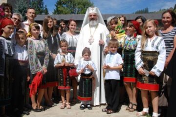 Vizita Patriarhului la Mănăstirea Sucevița