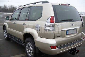 Mașinile maca Toyota, preferate de gruparea care este acuzată că închiria și vindea fraudulos mașini