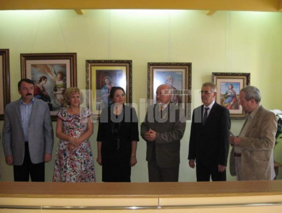Vernisajul expoziției de icoane-goblen de la Galeria Taras Șevcenko
