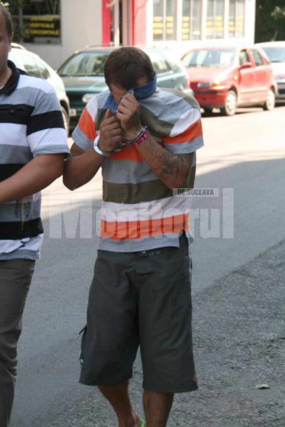 Florentin Aurel Nechita și-a ascuns fața la ieșirea din clădirea Parchetelor
