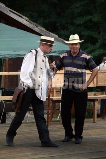 Rapsodul Grigore Leșe a întreținut atmosfera la festival