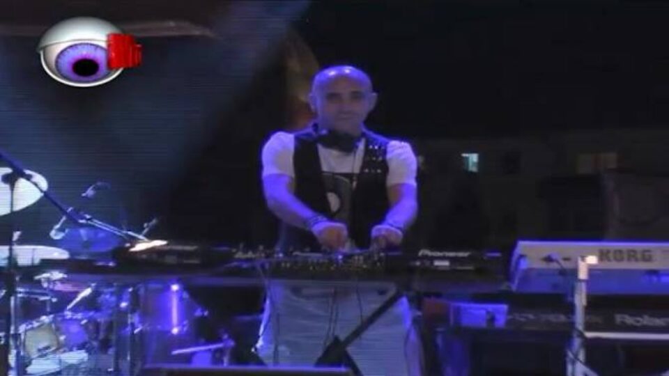 Dj Sava – o nouă parteneră de scenă, un nou hit, la Rădăuți