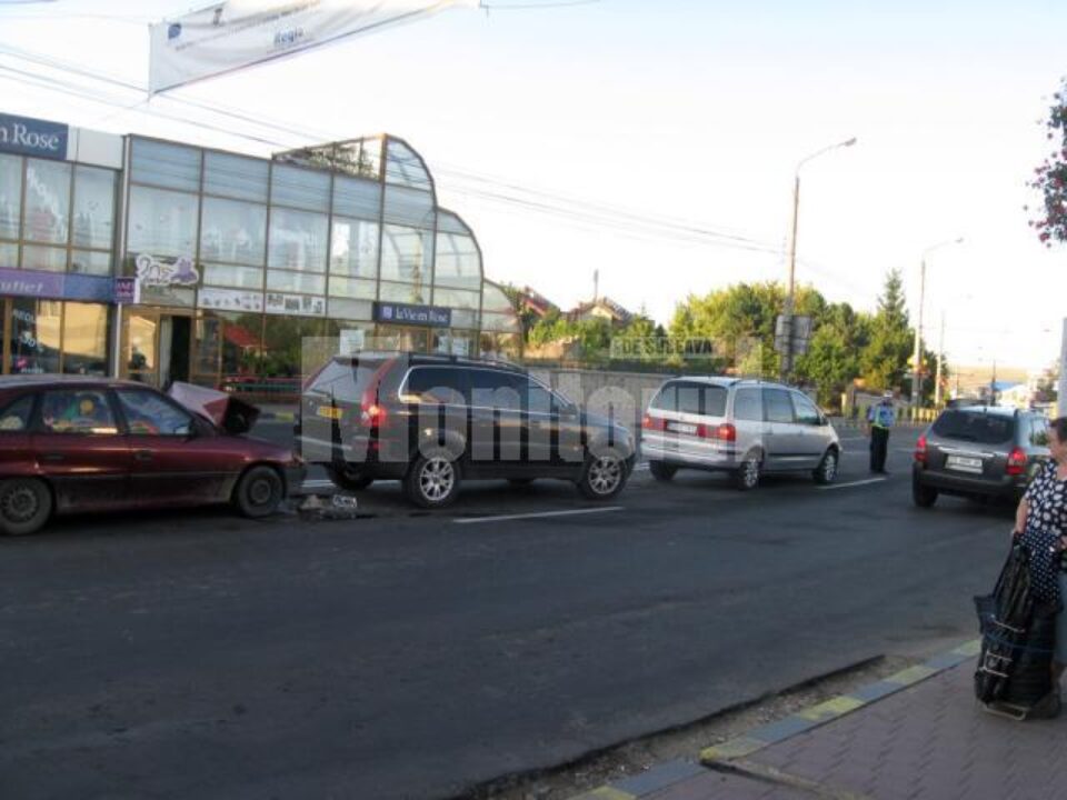 Cele trei mașini implicate în accident