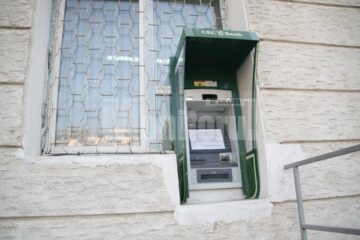 Bancomatul vizat de hoți
