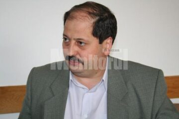 Șeful Inspectoratului Școlar Județean (IȘJ), Petru Carcalete, a declarat că în județul Suceava sunt deschise 102 obiective de investiții