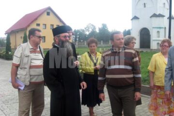 Gheorghe Flutur și starețul Mănastirii Bogdana din Rădăuți
