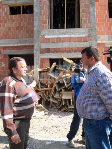 Gheorghe Flutur a inspectat construcția unei clădiri din Ulma în care va funcționa „o școală de după școală”