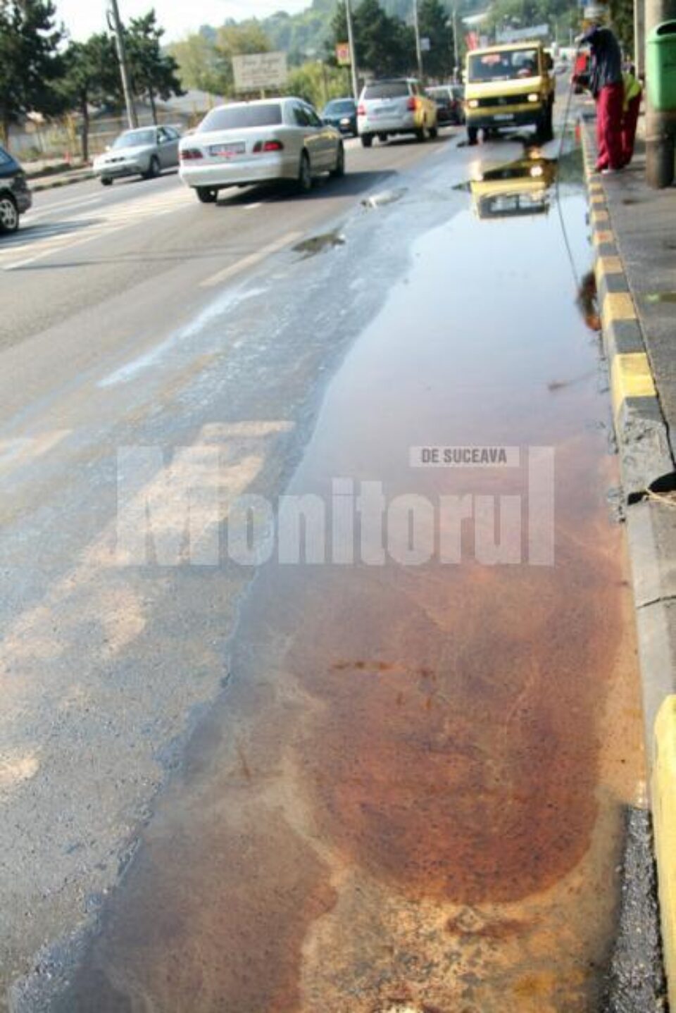 Motorina a inundat o bandă de mers