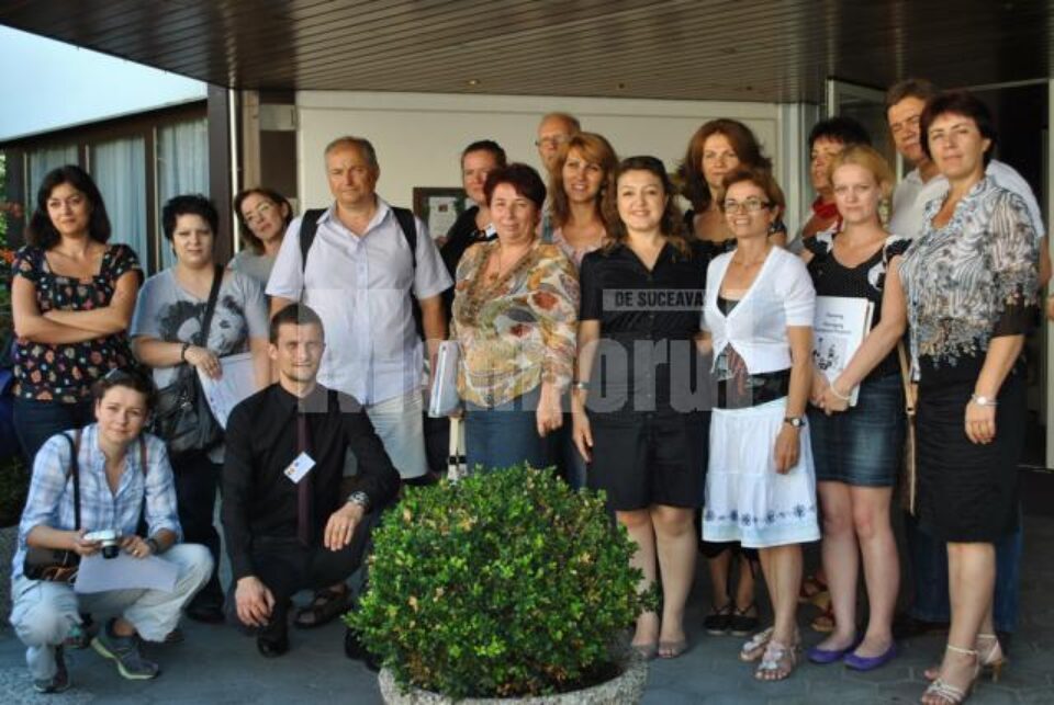 Grupul de profesori care au participat la cursuri de formare în Austria