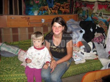 La 15 ani, Diana este cea care are grijă de frații mai mici