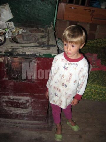 Ana e prea tristă pentru cei patru ani împliniți