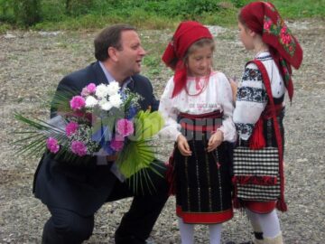 Flutur a inaugurat o grădiniță nouă în comuna Vicovu de Jos