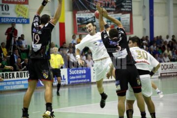 Sucevenii au dominat aproape tot meciul cu U Cluj, dar au fost egalați în ultima secundă
