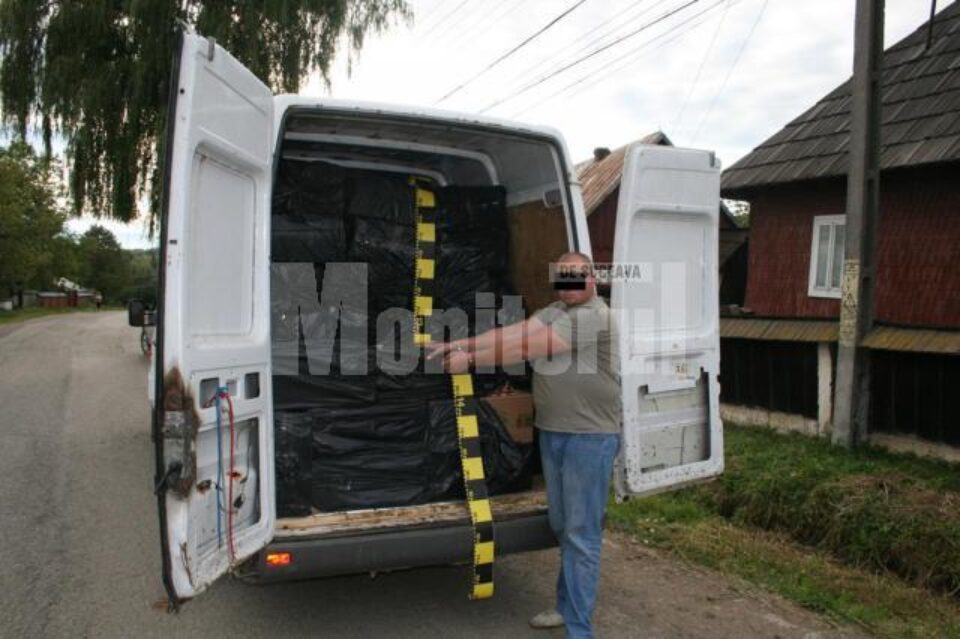 Aproape o sută de mii de pachete de țigări au fost confiscate de polițiștii de frontieră, în weekend